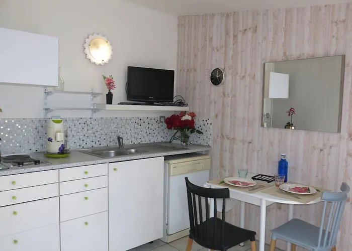 בית נופש Roses Tremieres By Interhome