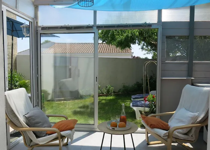 Roses Tremieres By Interhome * Talmont-Saint-Hilaire